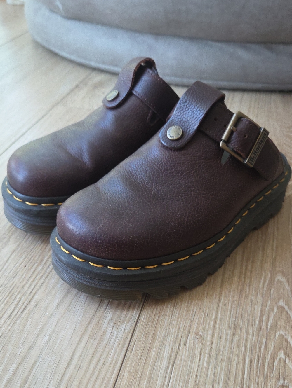 Dr. Martens Zebzag Rustique Leather platform mules - Picture 4 of 8